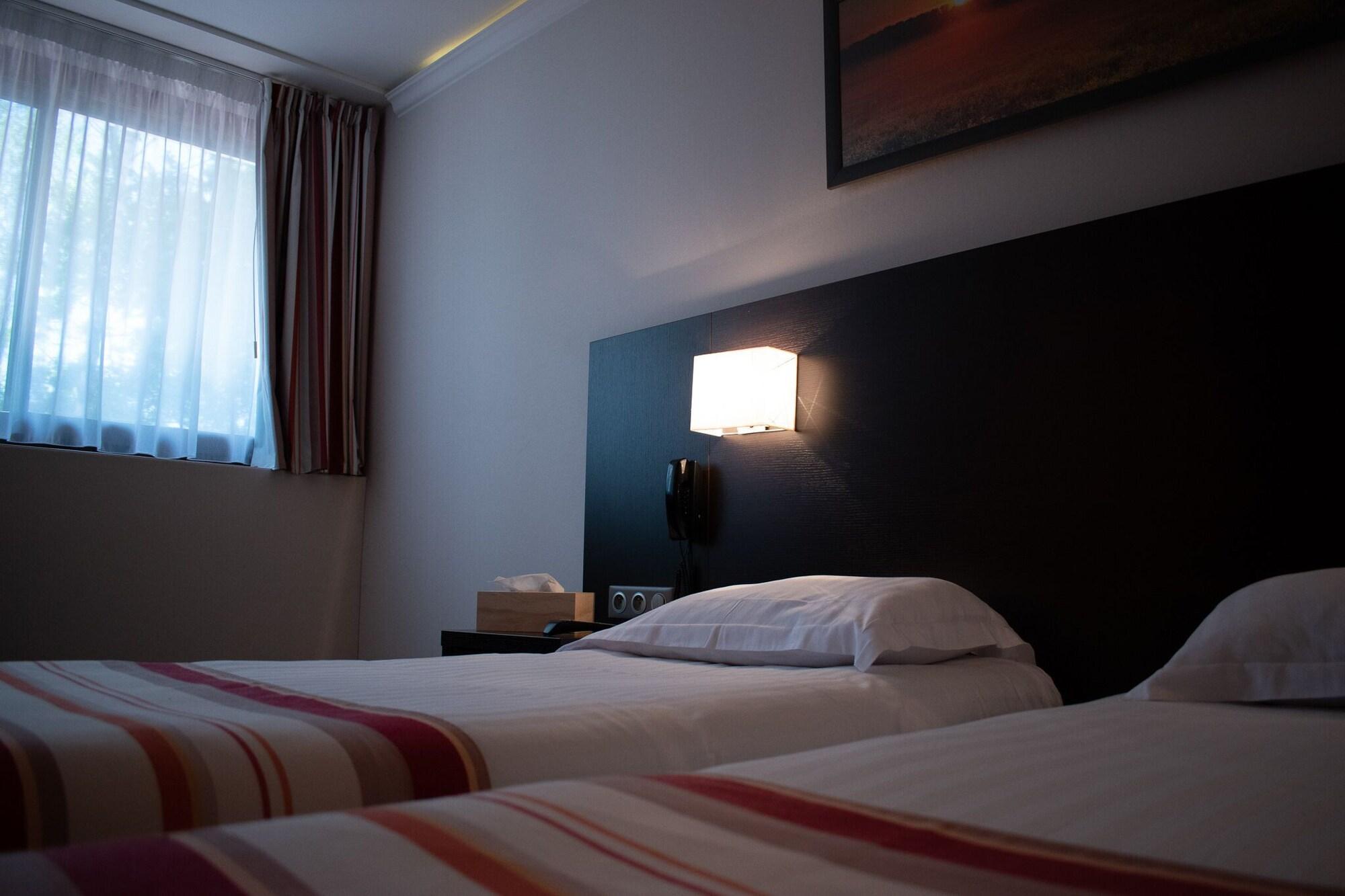 Contact Hotel Be Guest Limoges Sud מראה חיצוני תמונה